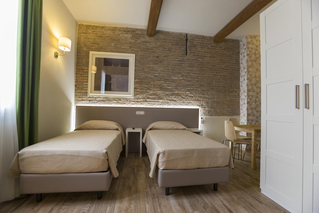 Hotel Residence Diamantina Ферара Екстериор снимка