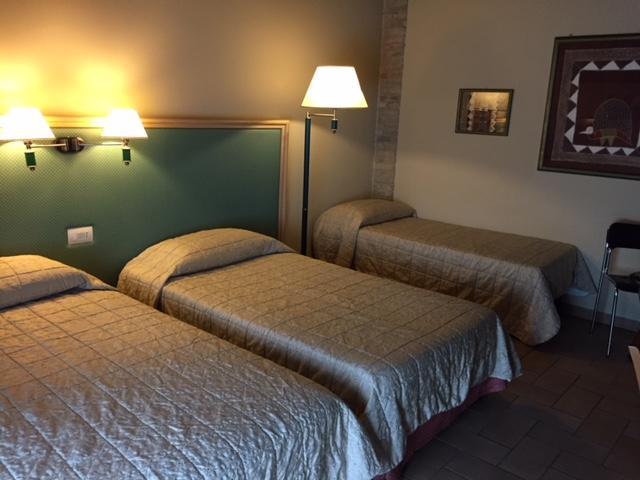 Hotel Residence Diamantina Ферара Екстериор снимка